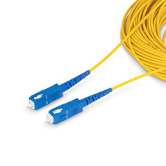 StarTech.com Cavo in fibra ottica simplex monomodale OS2 da SC a SC (UPC) da 30 m, 9 125µm, 40G 100G, Insensibile alla