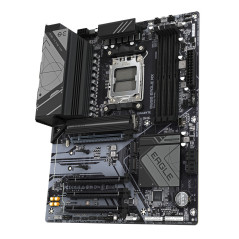 GIGABYTE B650 EAGLE AX scheda madre AMD B650 Socket AM5 ATX