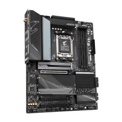 GIGABYTE X670 AORUS ELITE AX scheda madre AMD X670 Socket AM5 ATX