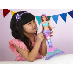 Barbie Dreamtopia Sirena Luci Scintillanti Bambola Bionda con Coda che si Illumina, Luci che si Attivano con Acqua e Capelli