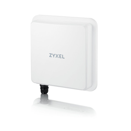 Zyxel FWA710 router wireless Multi-Gigabit Ethernet Dual-band (2.4 GHz 5 GHz) 5G Bianco