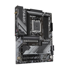 GIGABYTE B650 GAMING X AX scheda madre AMD B650 Socket AM5 ATX