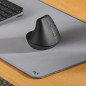 Logitech Lift Mouse Ergonomico Verticale, Senza Fili, Ricevitore Bluetooth o Logi Bolt USB, Clic Silenziosi, 4 Tasti,